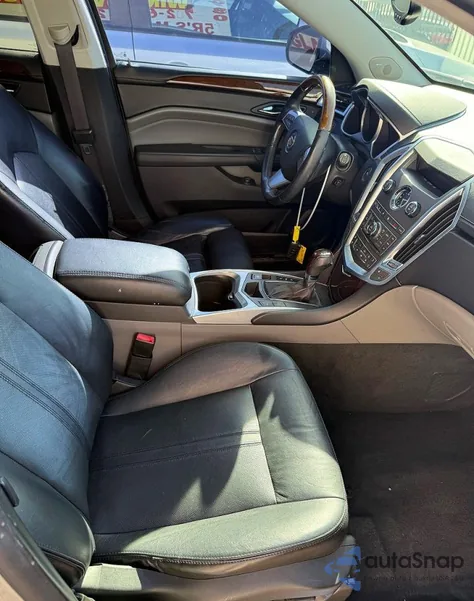 2011 Cadillac Srx Performance Collection z USA, uszkodzony, nr VIN 3GYFNBEY7BS538478